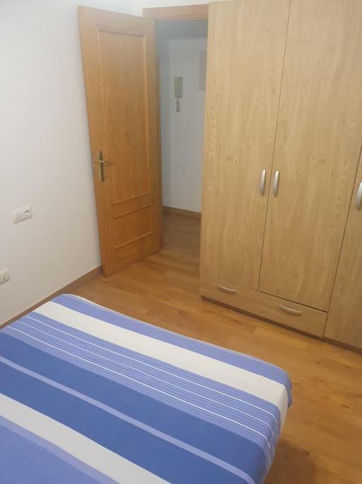 4F, Aire Acondic, 80M2, 2 Dormitorios, 4 Huespedes, Wifi Gratis La Línea de la Concepción Eksteriør billede