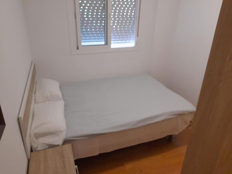 4F, Aire Acondic, 80M2, 2 Dormitorios, 4 Huespedes, Wifi Gratis La Línea de la Concepción Eksteriør billede